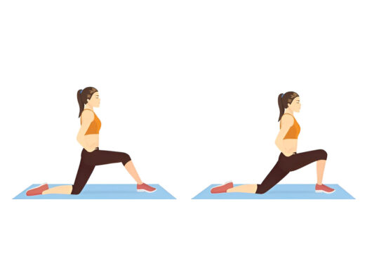 a women showing how to do hip flexor stretches